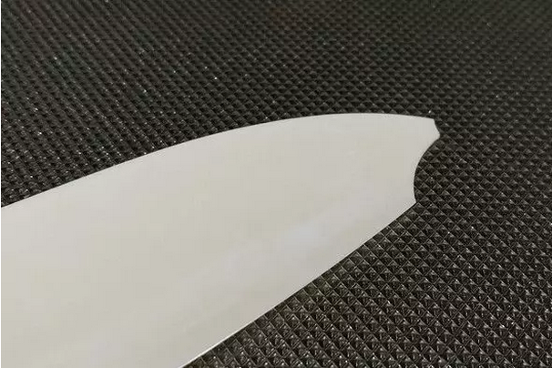 如何提供氧化鋯陶瓷刀的刀片夾口抗沖擊性?